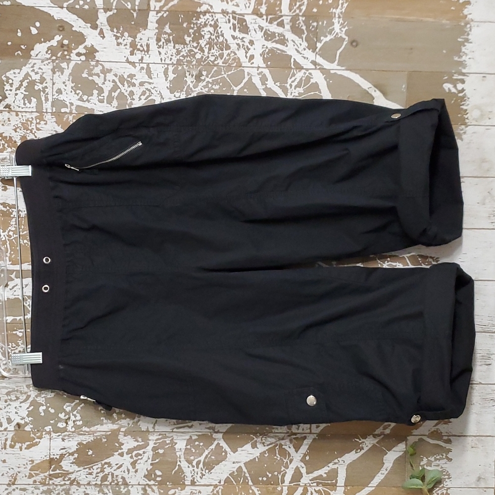 Macy's Style & Co 20W Black Woman Sport